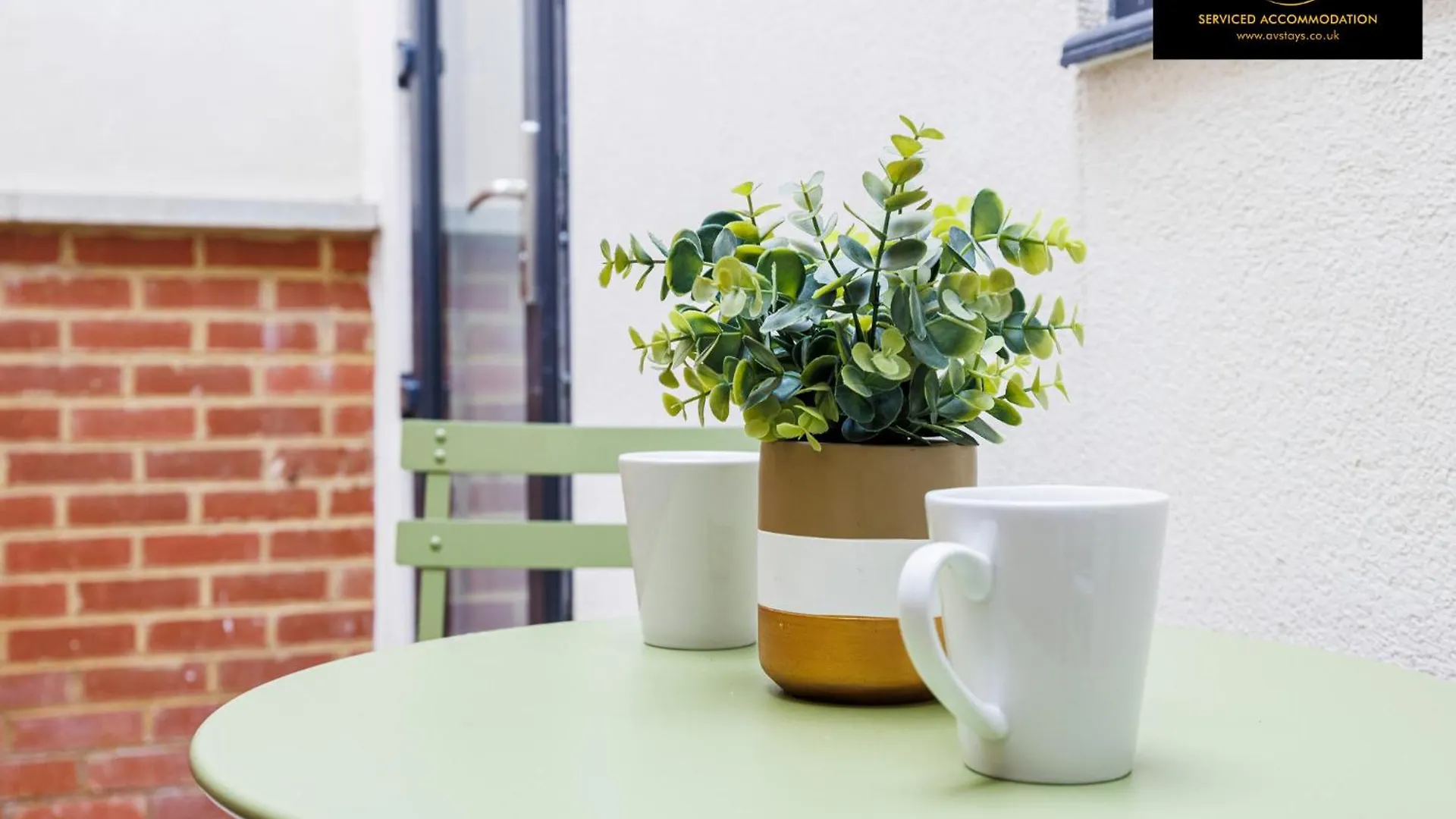 2 Bedroom Apartment By Av Stays Short Lets Southwark London 0*,